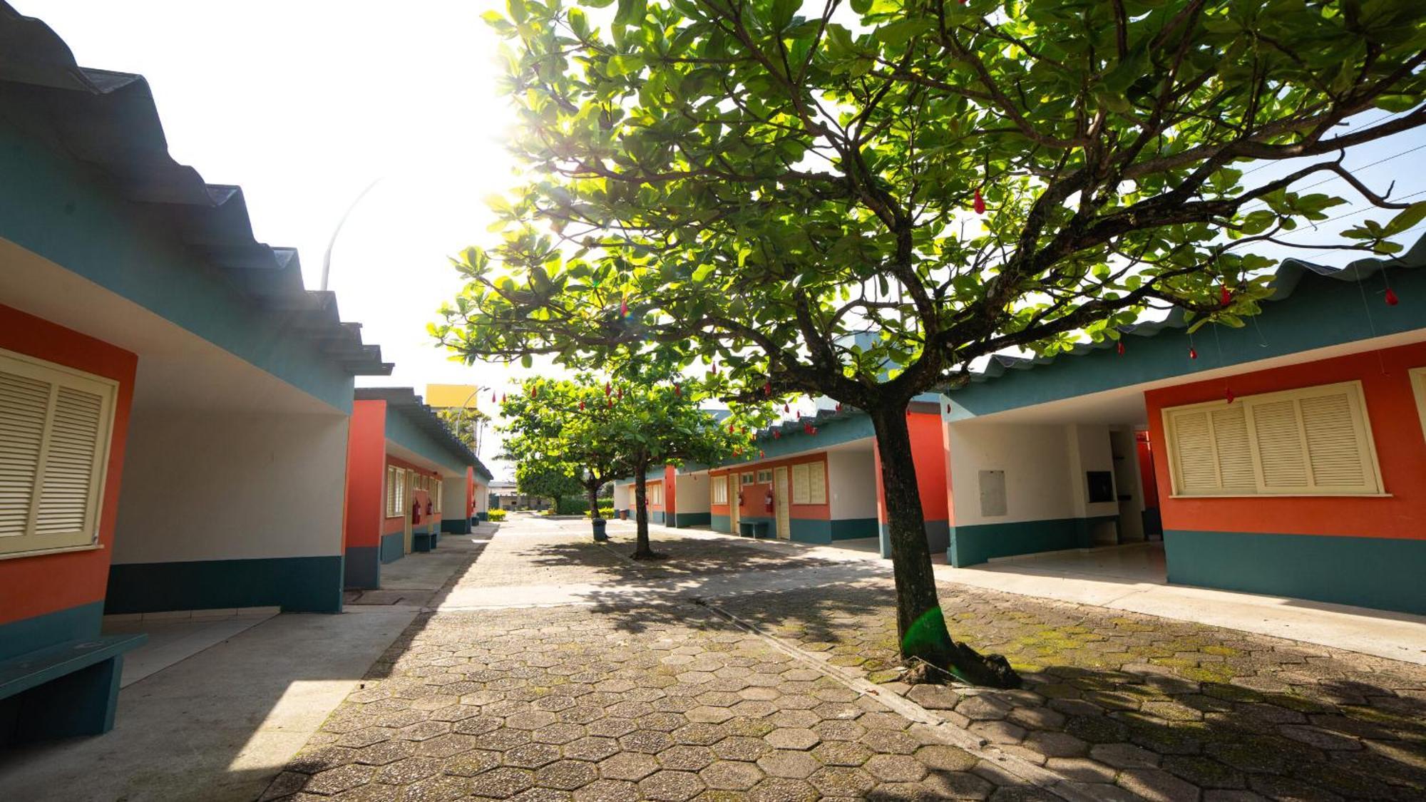 Rota Do Sol Apart Hotel グァラトゥバ エクステリア 写真